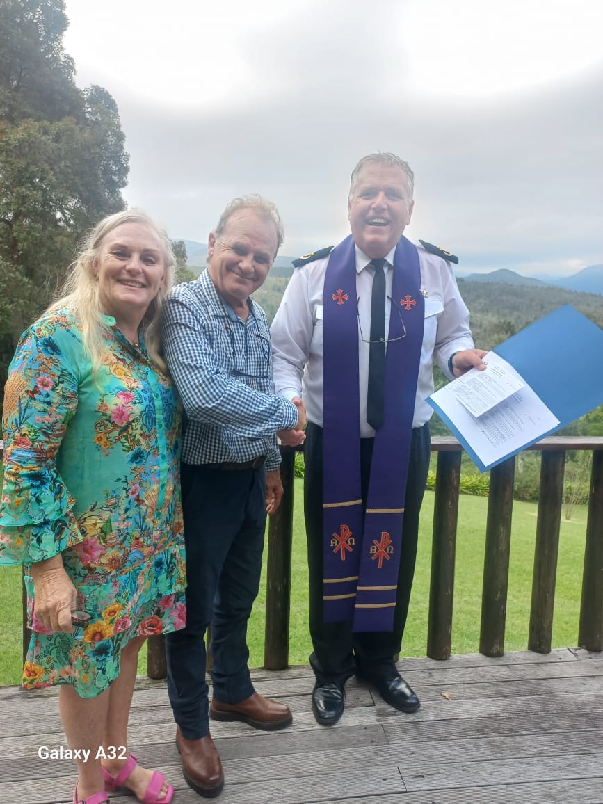 Wedding ceremony by Dr. Gerrit Rademeyer in Rawsonville